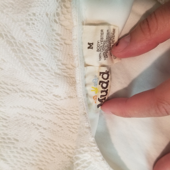 Lace skater dress with cap sleeves - Picture 5 of 5